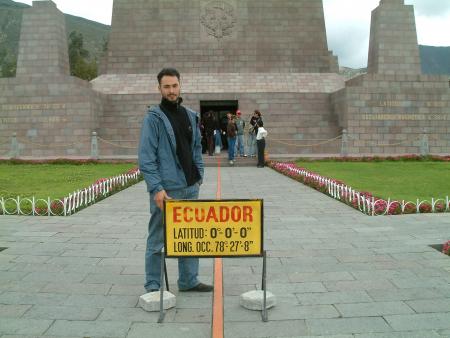 La mitad del mundo, Ecuador