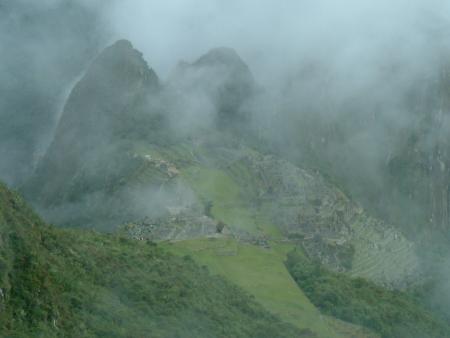 Machu Picchu cuando se levanta la nieblina...