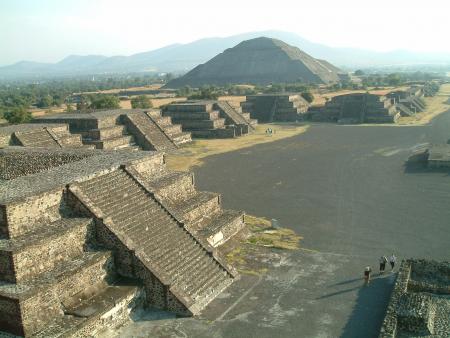 Les pyramides de Teotihuacan